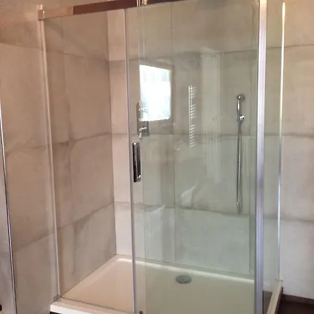 Chateau Pont Jarno Bed & Breakfast 4*