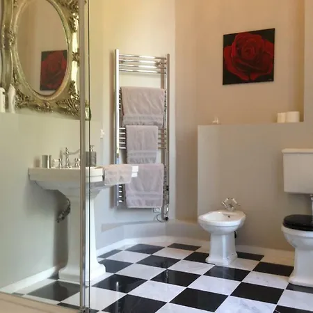 Chateau Pont Jarno 4* Champdeniers