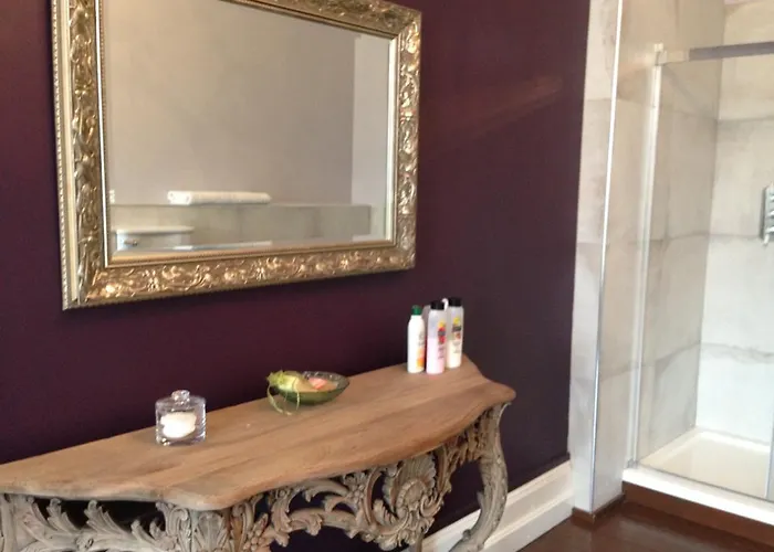 Alojamento de Acomodação e Pequeno-almoço Chateau Pont Jarno Champdeniers