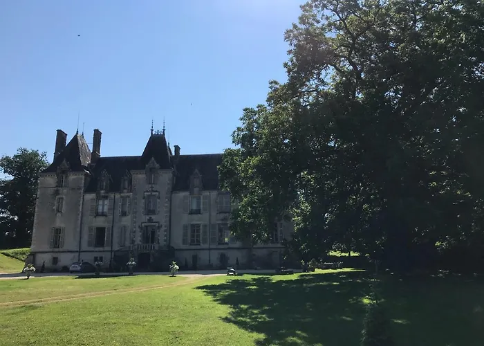 Chateau Pont Jarno Alojamento de Acomodação e Pequeno-almoço Champdeniers